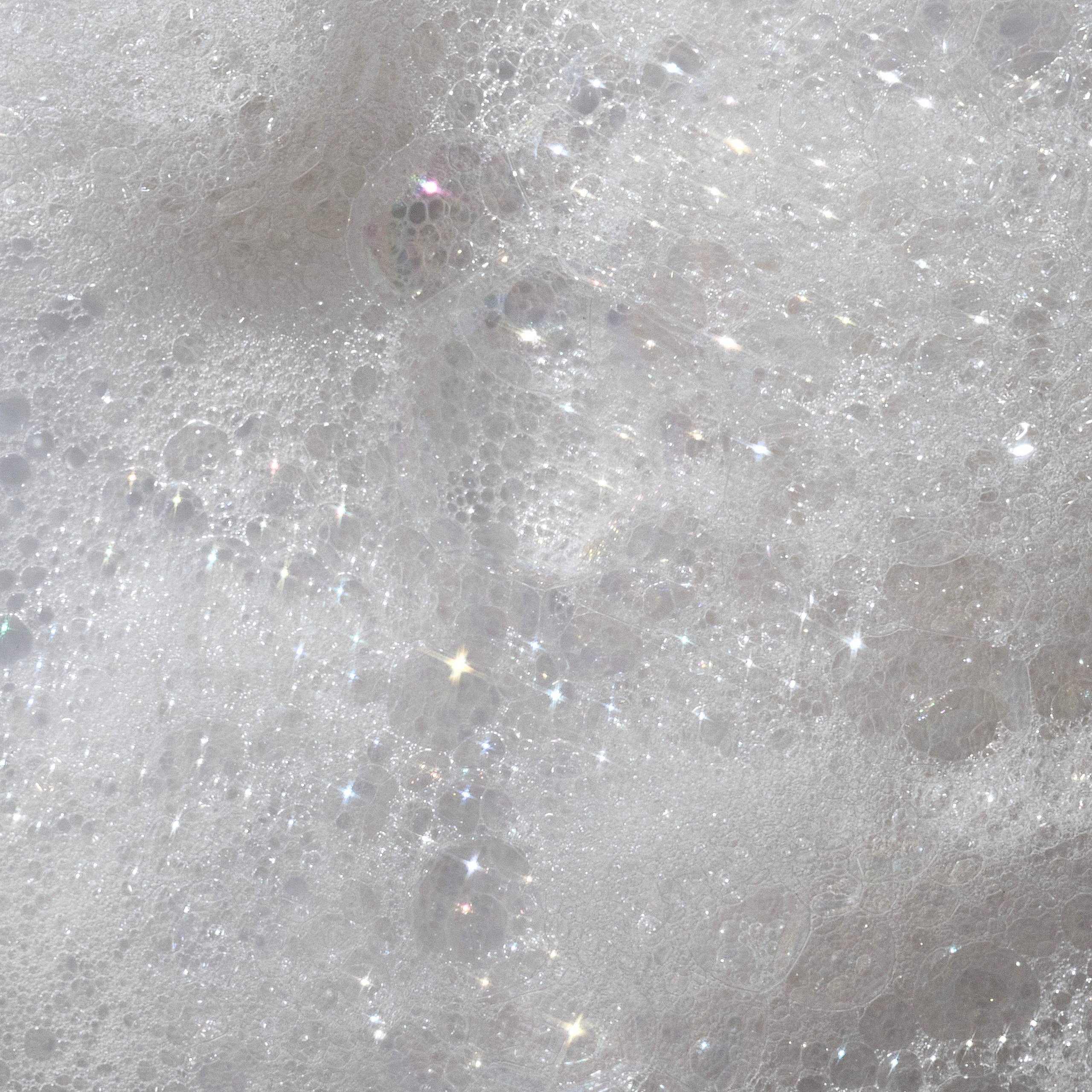 Tangerine Foaming Gel Wash - Image 5